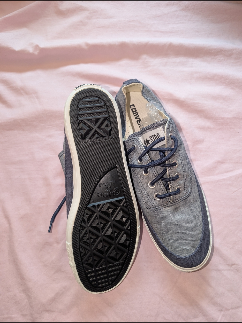 Converse Womens Gray Canvas Low-Top Sneakers